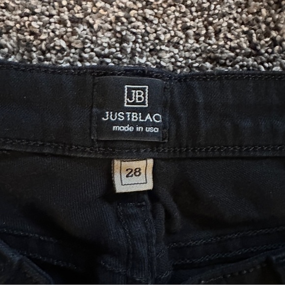 Just Black Skinny Jeans Classic Black Stretch Denim Mid Rise Made in USA Size 28 - Picture 3 of 6